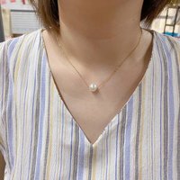 The Colourful Aura Women's Gold Silver Plated Single White Pearl Minimalist Floating Pendant Necklace