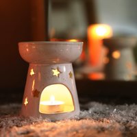 Lisa Angel Women's Ceramic Starry Wax Melt Burner in Off-White