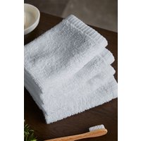 Catherine Lansfield 'Quick Dry' Face Cloth 4 Pack in White