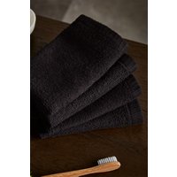Catherine Lansfield 'Quick Dry' Face Cloth 4 Pack in Black