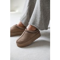 Freeze Flatform Embroidered Low Ankle Slipper Boots