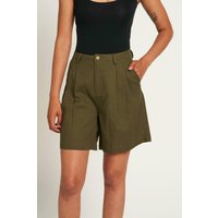 Pleated Shorts Pockets