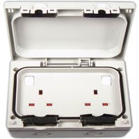 Dencon Outdoor Switch Socket (UK Plug) in White
