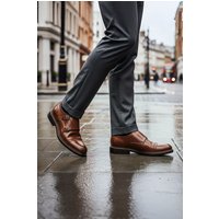 Dual Buckle Strap Brogue Shoes