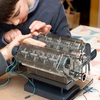 Menkind Machine Works V8 Interactive Build Engine Model Kit in Navy