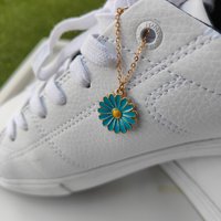 The Colourful Aura Floral Daisy Sunflower Dangle Shoe Lace Sneaker Accessories Summer Skate Charm in Blue