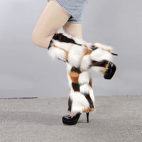 PEACH ACCESSORIES Women's Mixed Bold & Cosy Faux Fur Leg Warmers in Brown