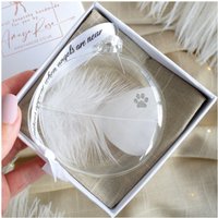 Amaya Rose Ltd In Memory of Pet, Paw Stamp Feather Round Bauble Gift Boxed. Memorial in Clear