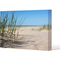 Benjamin Tate Design Grass in the sand dunes with the lake in the background (Canvas Print) / 114 x 77 x 4cm in Natural | Size: 114 x 77 x 4 cm