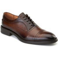Lapel Toe Cap Shoe
