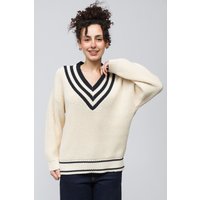 Modern Jumper Refined Finishing