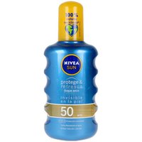 Nivea  Sonnenschutz & Sonnenpflege Sun Protect amp;refresh Trockenes Sonnenspray Spf50 Nivea  Sonnenschutz & Sonnenpflege Sun Protect amp;refresh Trockenes Sonnenspray Spf50