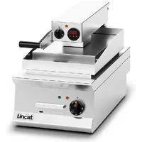 Lincat Opus 800 Electric Counter-top Clam Griddle - Ribbed Upper Plate - W 400 mm - 8.6 kW