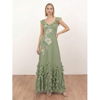 Floral Embellished Ruffle Ma