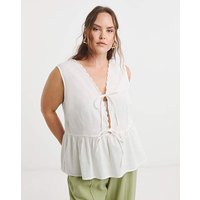 Tie Front Camii