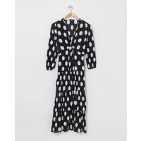 Tiered Plisse Maxi Dress Mono Spot