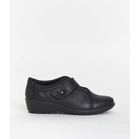 T&C Shoe EE Fit