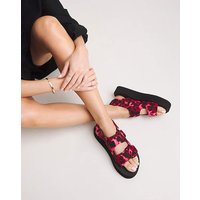 Touch Close Active Sandal Wide