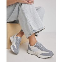 Retro Runner Trainer Wide Fit