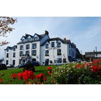 Tremadoc - Lion Hotel & Studio Apartments