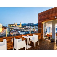 Jaén - HOTEL XAUEN en pleno centro con acceso autorizado y a 100m de la Catedral