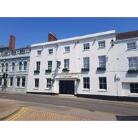 Newbury - The Chequers Hotel