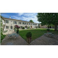 Beaucaire (Languedoc-Roussillon) - HOTEL et APPARTEMENTS DOMAINE DES CLOS - Teritoria