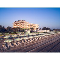 Marotta - UNA HOTELS Imperial Beach Hotel