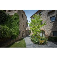 Besalú - L'Arcada de Fares