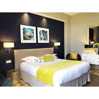 Crecy la Chapelle - Hotel Les Suites - Domaine de Crécy