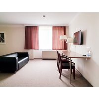 Raunheim - Hotel Pause - Free WiFi & Free Parking!!