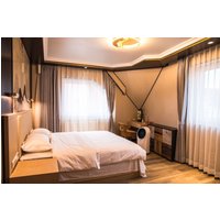 Schwechat - Mr.Liao Hotel