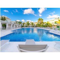 Uvero Alto - Beach Front Apartments by Playa Palmera