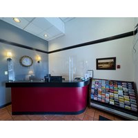 Burnaby - The Met Hotel