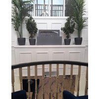 Saint Helens - The Hillcrest Hotel