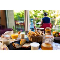 La Canourgue - Logis Hôtel Restaurant Les 2 Rives - A75, en bordure de rivière