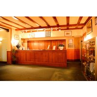 LʼAigle - Brit Hotel Du Dauphin L'Aigle