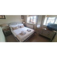 Burford - The Crown At Shipton