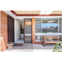 Penrith - Cheerful 3 Bedroom House With Free Parking