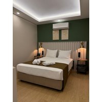 Serik - Red Castle Hotel & Pub