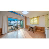 Ongjin - Yeongheungdo Rainbow Ocean View Pension
