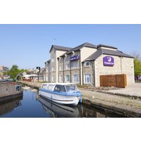 Huddersfield - Premier Inn Huddersfield Central