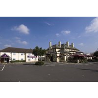 Heathrow - Premier Inn London Twickenham Stadium