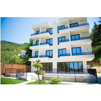 Radhimë - White Hill Radhime