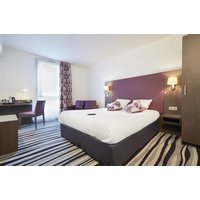 Versailles - Kyriad Saint Quentin en Yvelines - Montigny