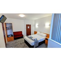 Heathrow - Heathrow Lodge Ltd