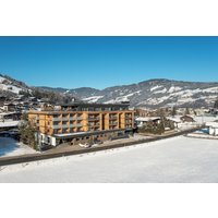 Kitzbühel - AlpenParks Hotel & Apartment Taxacher