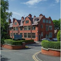 Rochdale - Broadfield Park Hotel by Belvilla