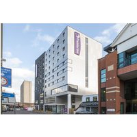Woking - Premier Inn Woking Town Centre