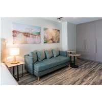 Manly - Nightelier Narrabeen